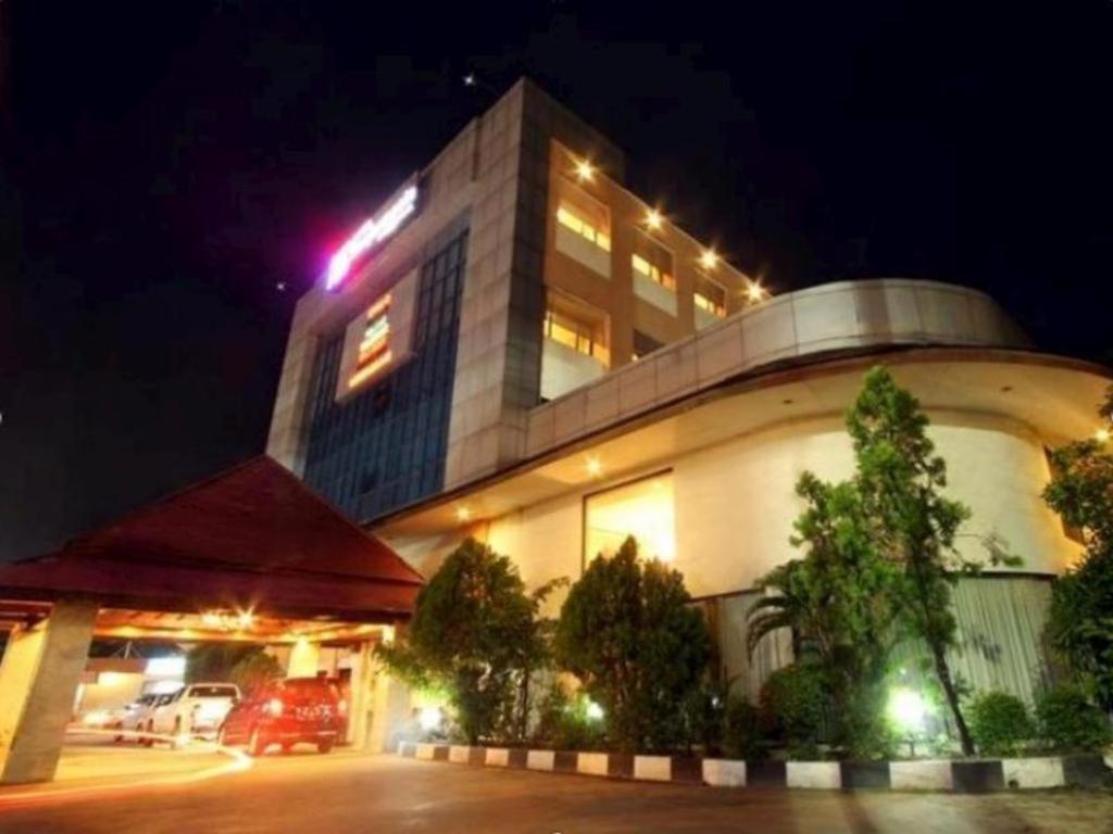 Hotel Banjarmasin International Exterior foto